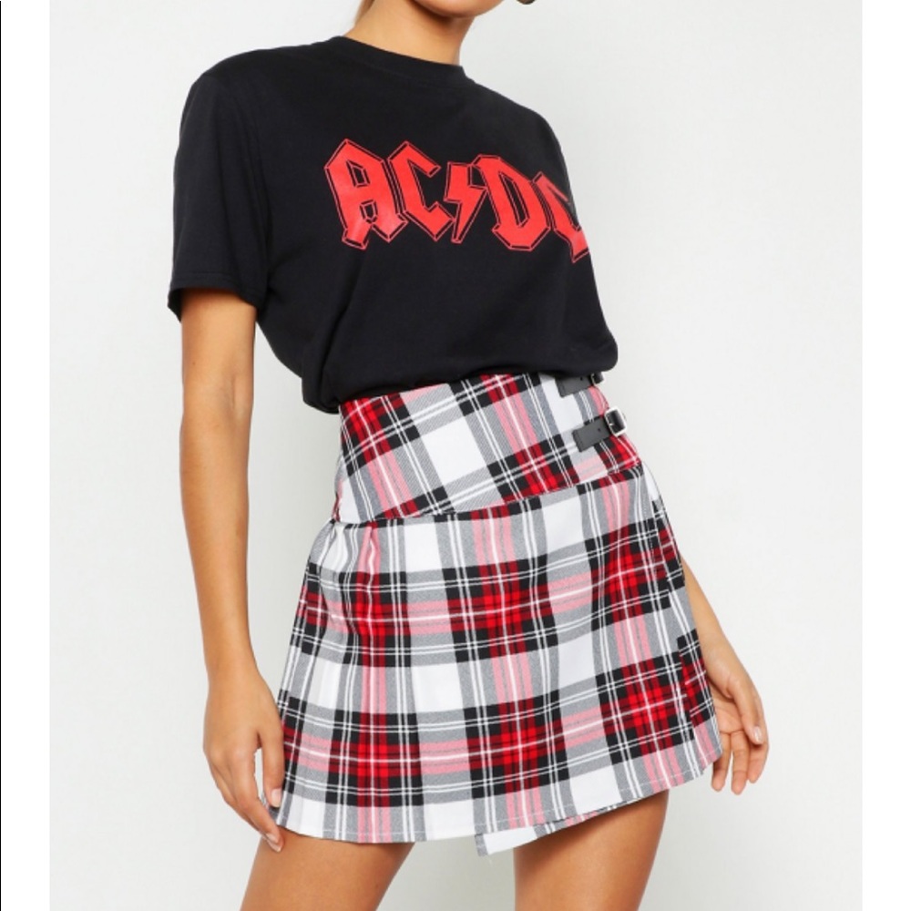 Pleated skirt